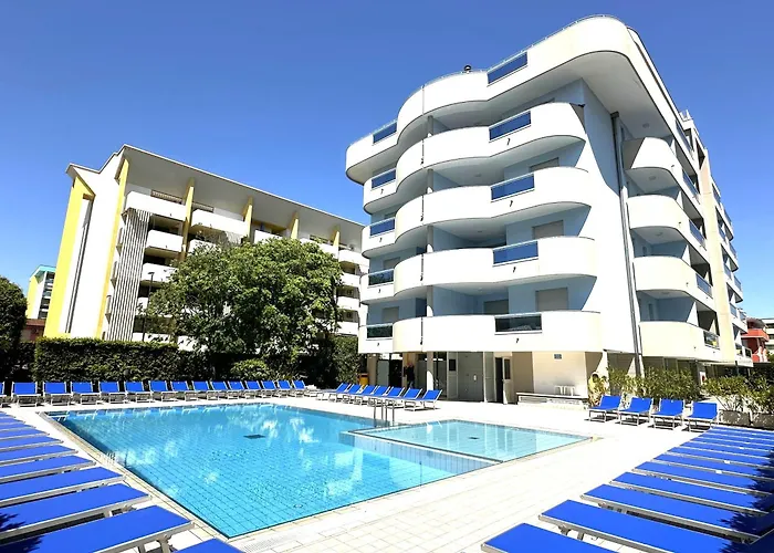 Eurostar Апартаменты *