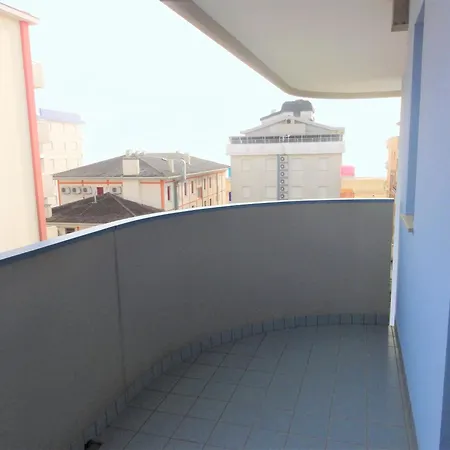 Eurostar Apartman *
